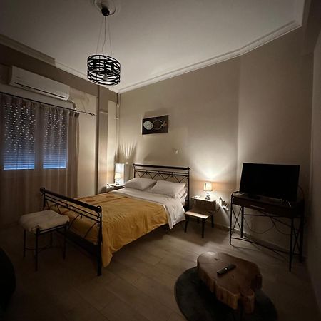 Ζεστή Φωλίτσα Στο Κέντρο. Διαμέρισμα Αθήνα Εξωτερικό φωτογραφία